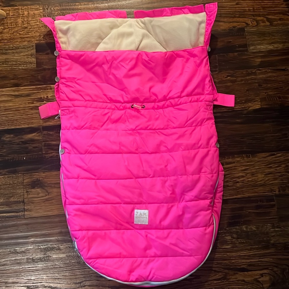 7 am Enfant pink S/M size stroller warmer 0-18 months fits best org $140